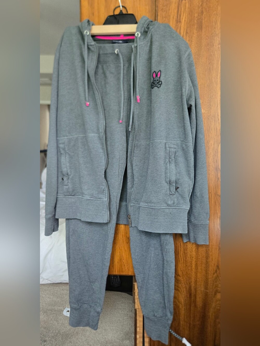 Psycho Bunny Gray Two-Piece Hoodie & Jogger Set with Pink Accent